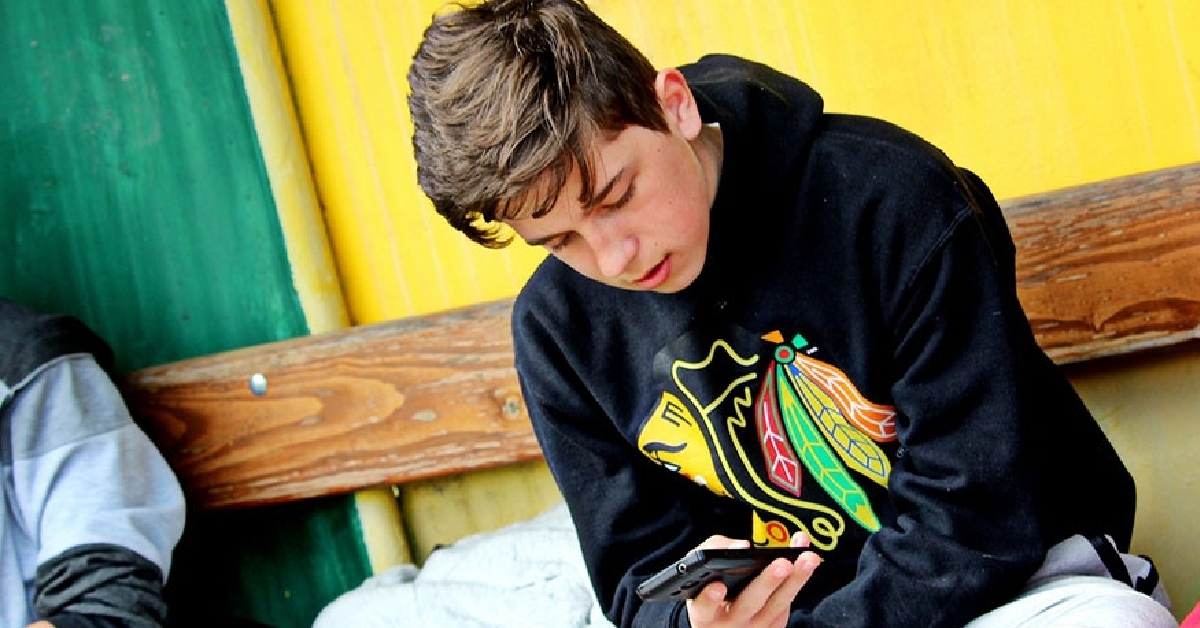 Petition To Ban Mobile Phones During Recess In NSW Schools