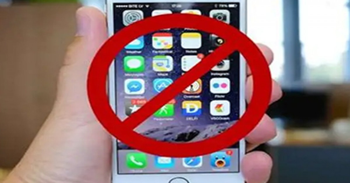 South Australia Introduces Mobile Phone Ban In All Early Childhood Services